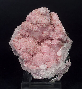 Rhodochrosite with Sphalerite and Quartz. 