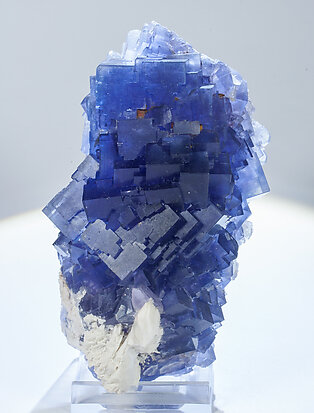 Fluorite with Baryte. Light behind