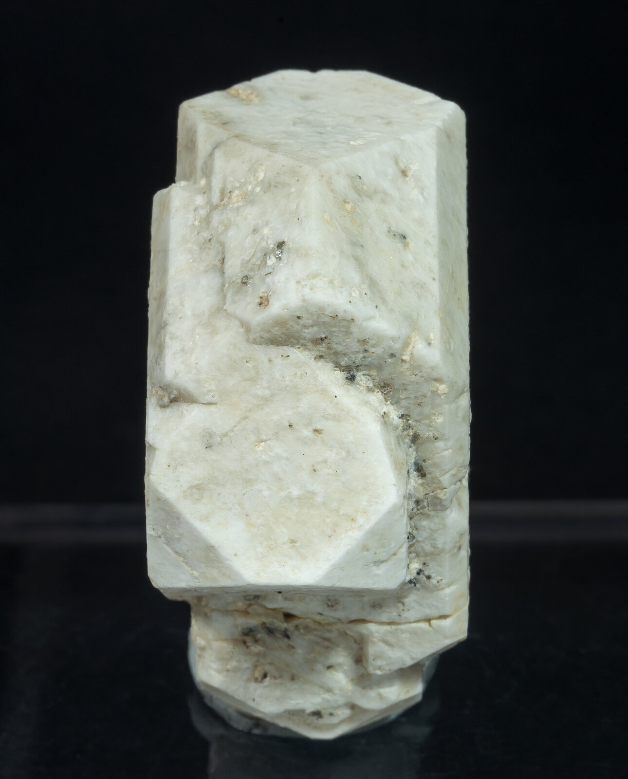 specimens/s_imagesAN8/Orthoclase-JFD46AN8s.jpg