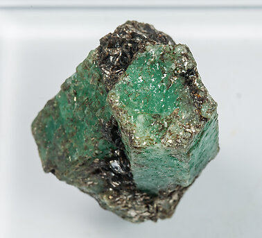 Beryl (variety emerald). Top
