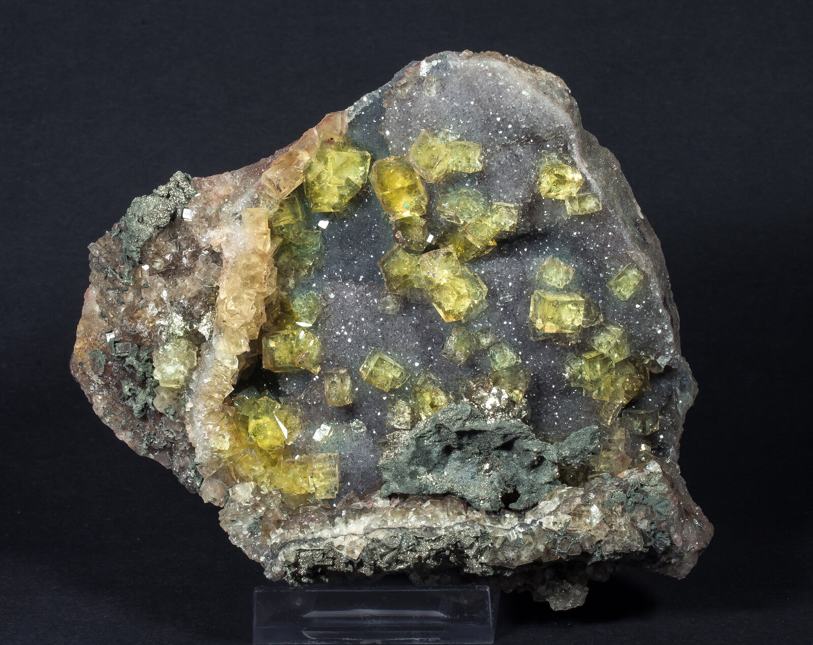 specimens/s_imagesAN9/Fluorite-JFD61AN9f.jpg