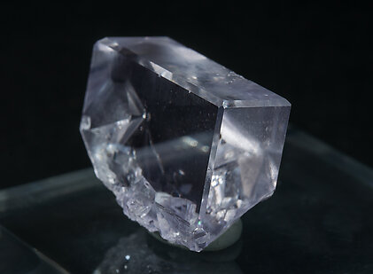 Fluorite. Side