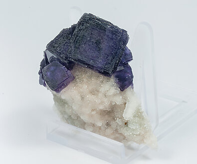 Fluorite with Quartz. Side