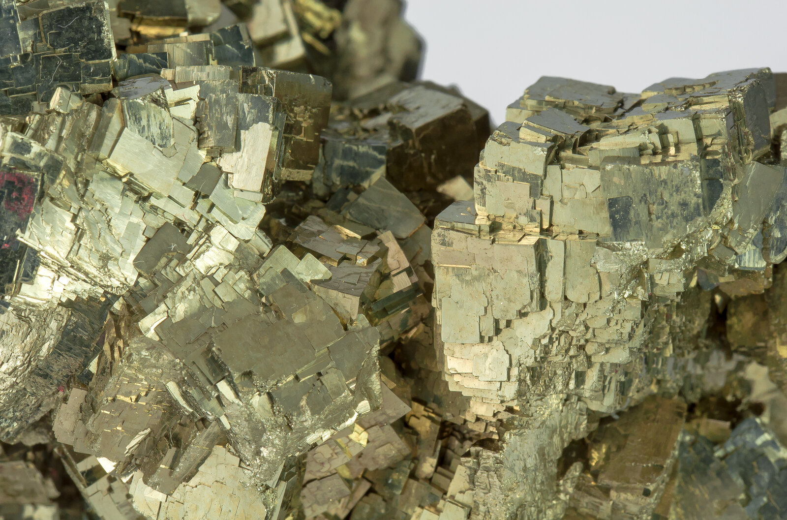 specimens/s_imagesAN9/Pyrite-MKL97AN9d.jpg