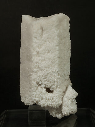 Calcite (variety kanonenspat) with Quartz.