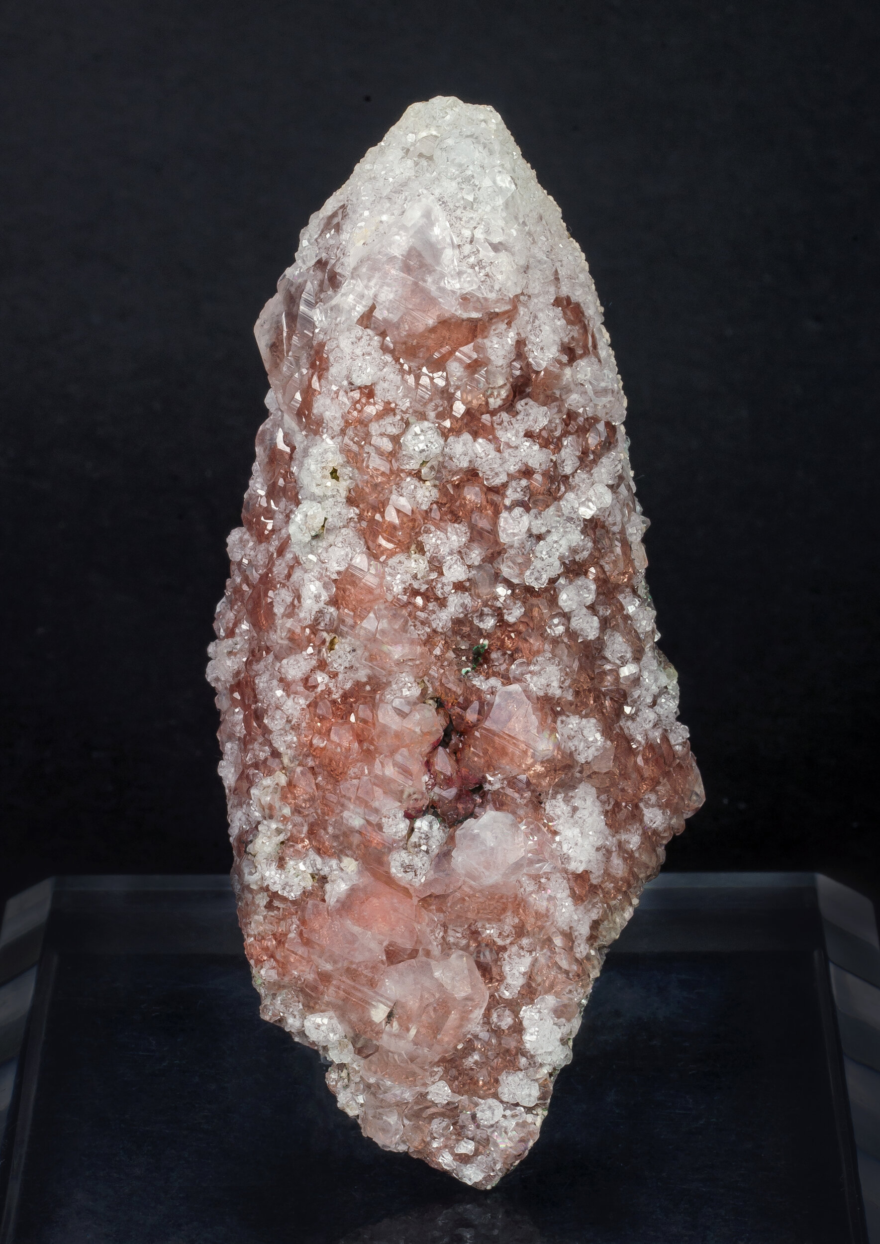 specimens/s_imagesAO0/Calcite-TFR46AO0f.jpg