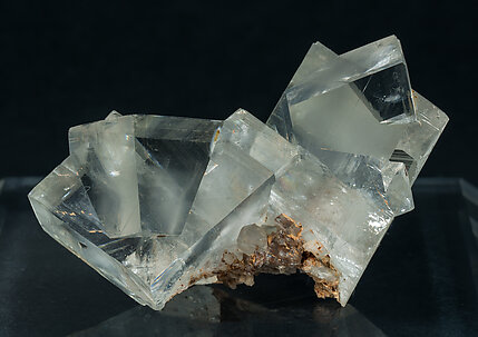 Dolomite. Side