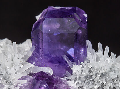 Fluorite with Quartz. 