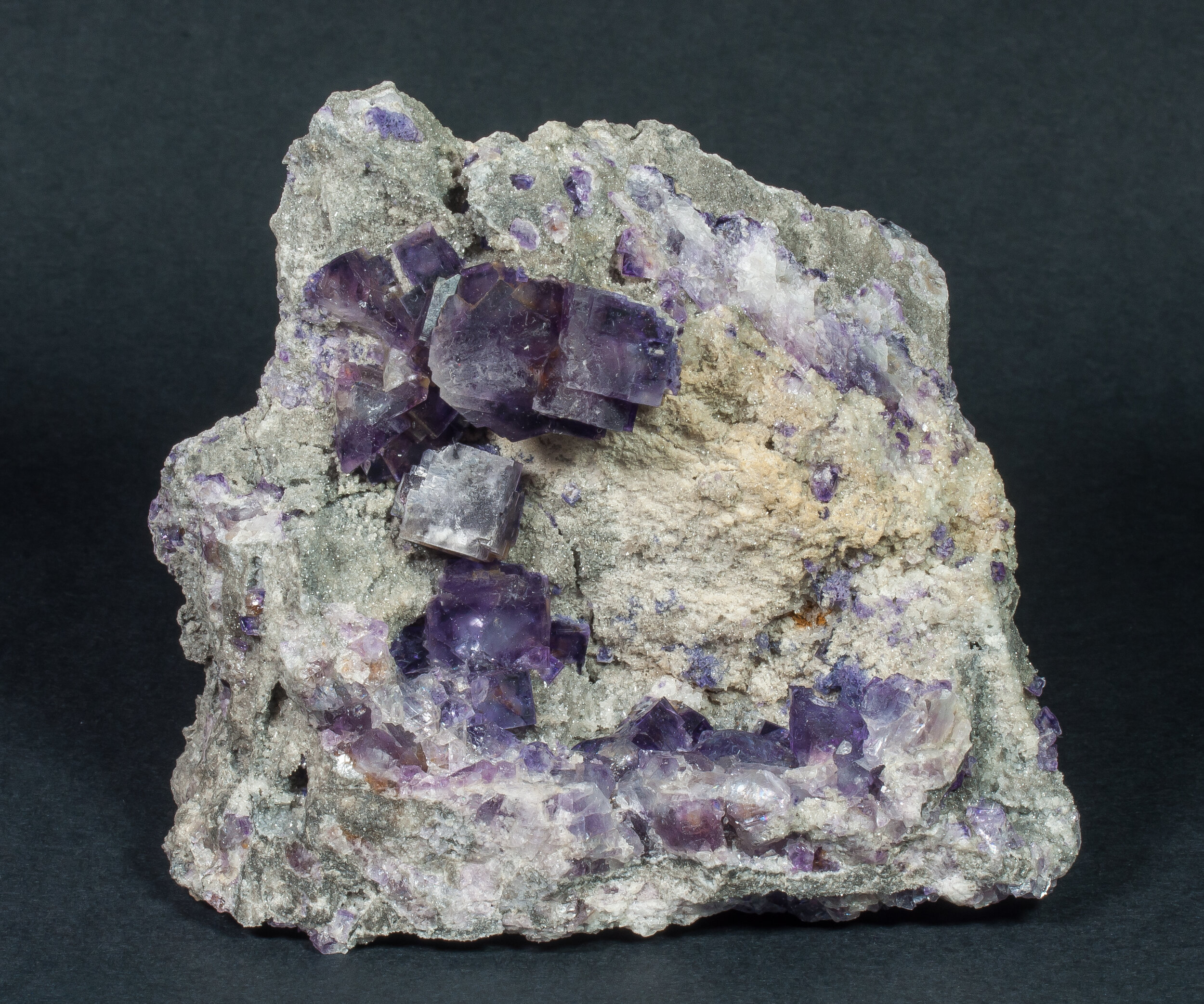 specimens/s_imagesAO0/Fluorite-TFA16AO0f.jpg