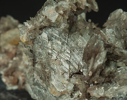 Imayoshiite with Axinite-(Fe). 