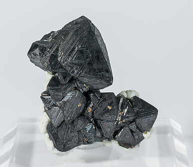 Magnetite with Calcite.