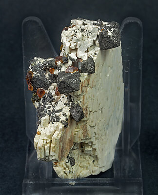 Magnetite with Microcline, Andradite and Epidote.