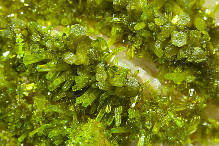 Pyromorphite with Fluorite. 