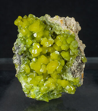 Pyromorphite. Side