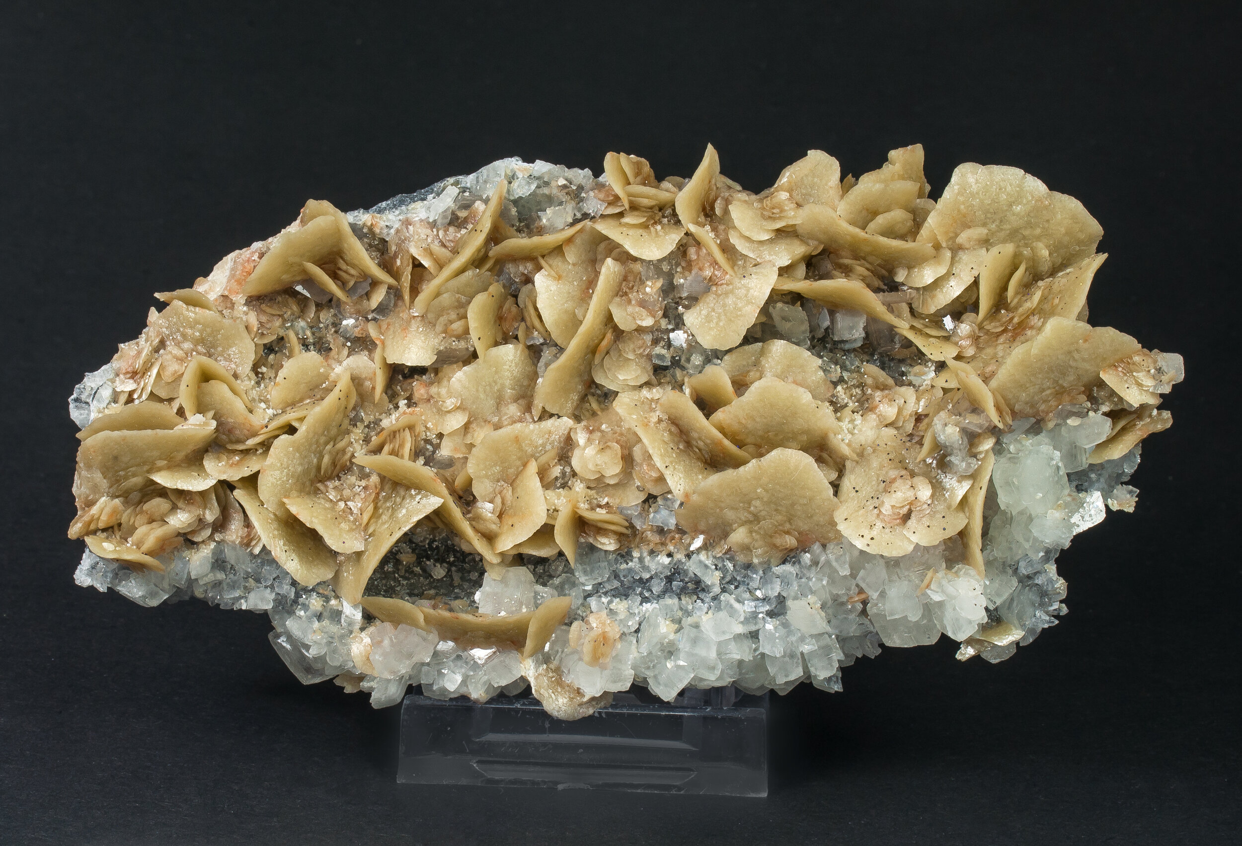 specimens/s_imagesAO0/Siderite-ETB87AO0f.jpg