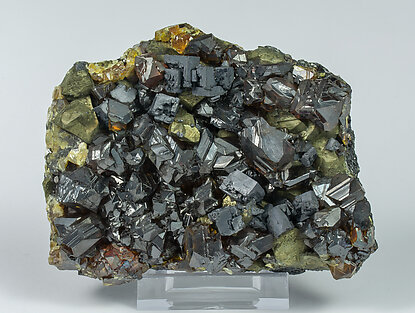 Sphalerite with Galena and Chalcopyrite.