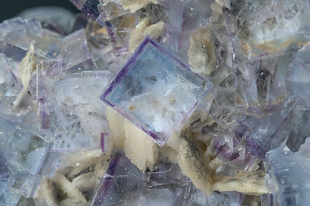 Fluorite with Baryte and Quartz. 