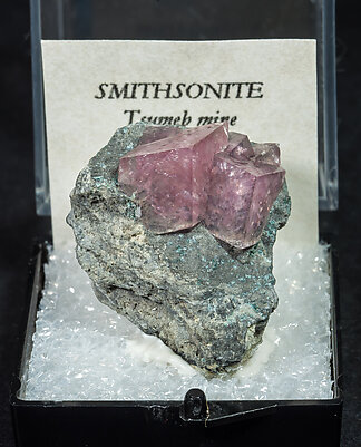 Smithsonite (variety Co-bearing smithsonite). Front