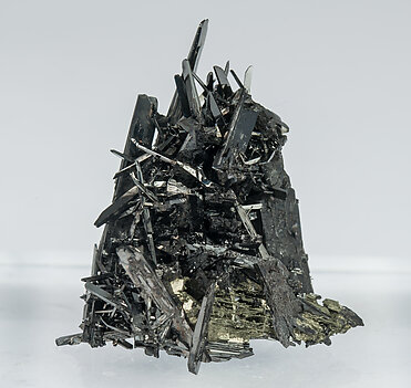 Ferberite with Pyrite.