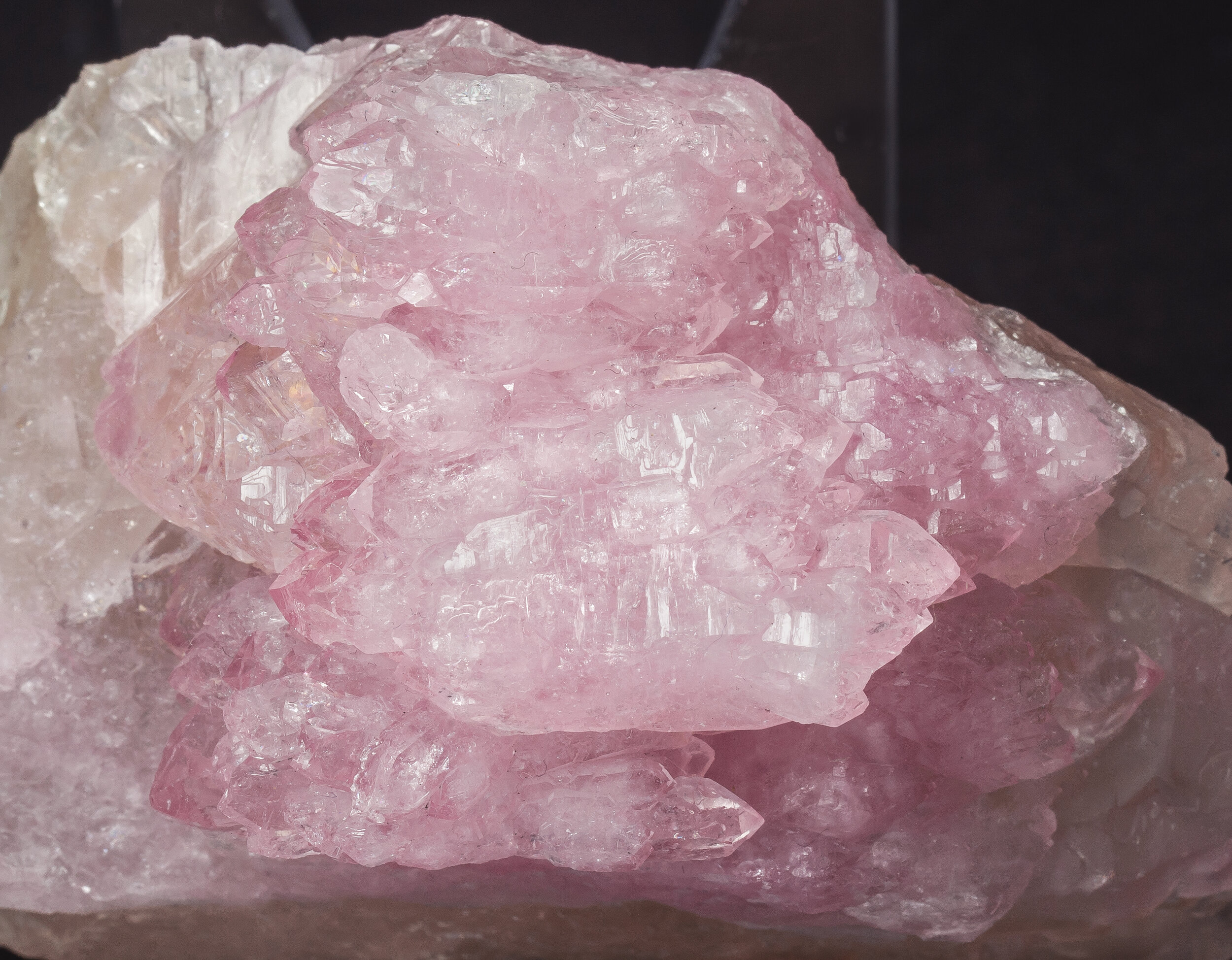 specimens/s_imagesAO2/Quartz_rose-TGR10AO2d.jpg