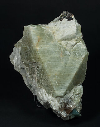 Topaz with Albite, Quartz and Muscovite.