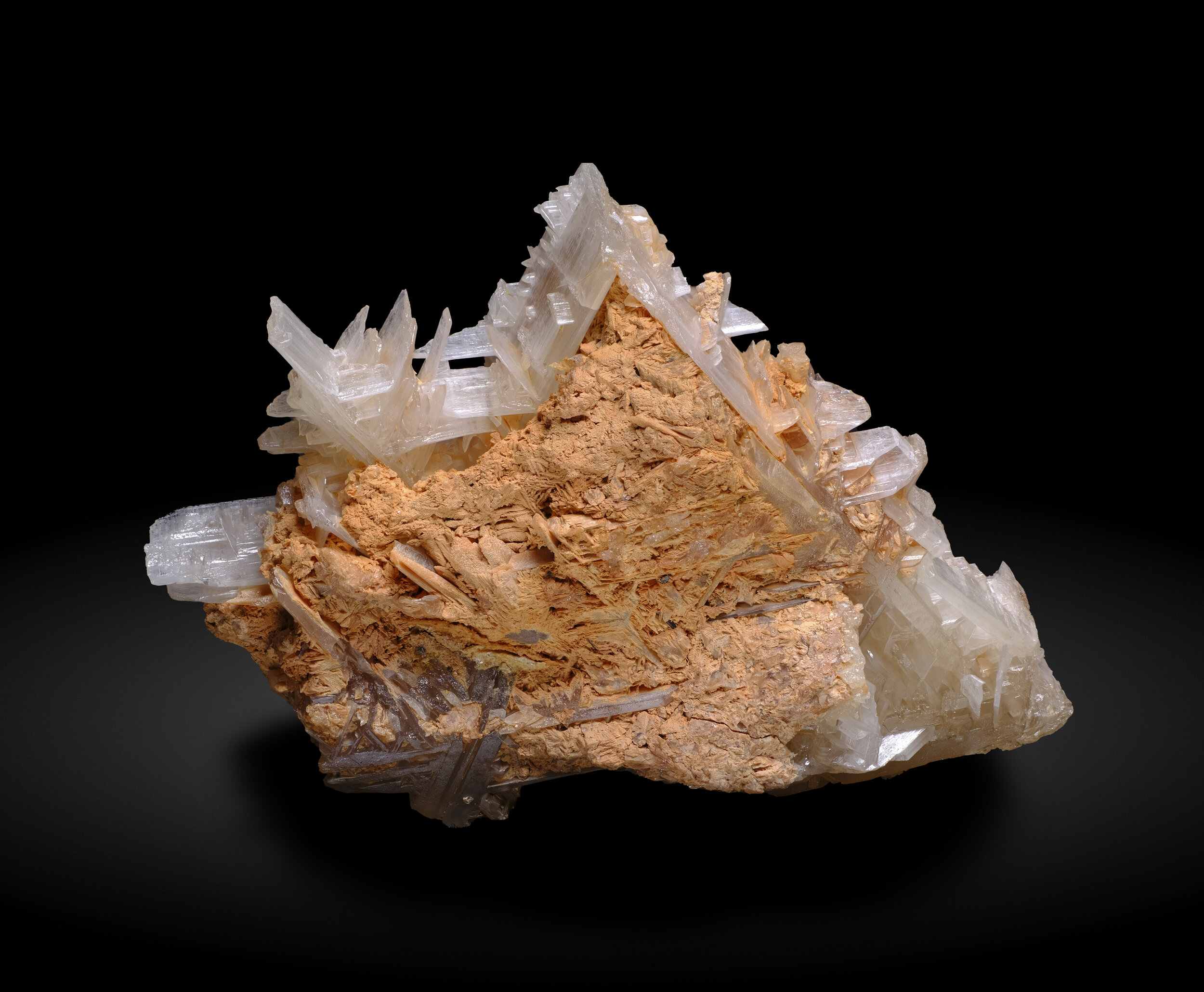 specimens/s_imagesAO3/Cerussite-NTD69AO3-0060r.jpg