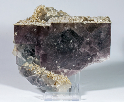 Fluorite with Siderite and Calcite.