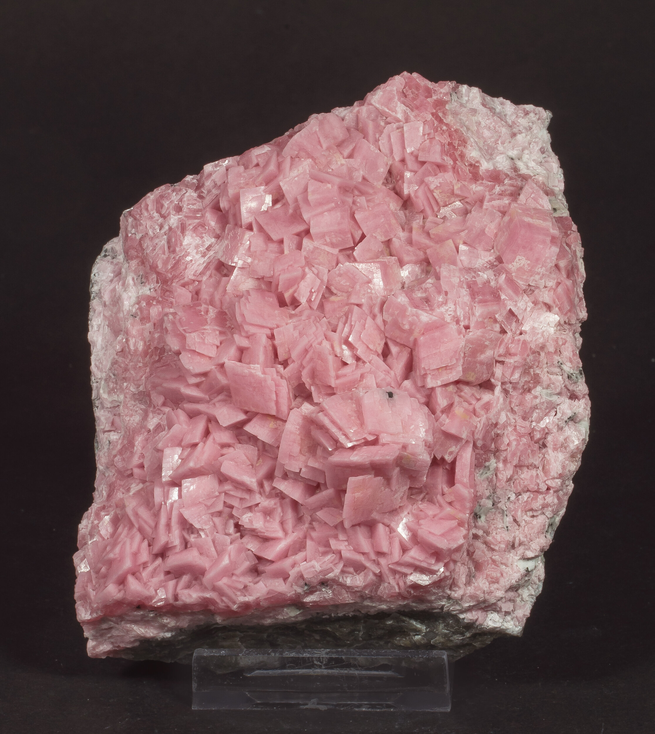 specimens/s_imagesAO3/Rhodochrosite-TZX89AO3f.jpg