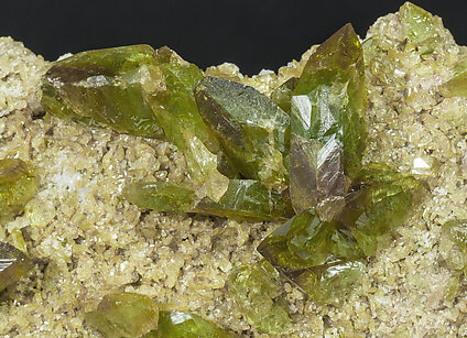 Titanite with Quartz. 