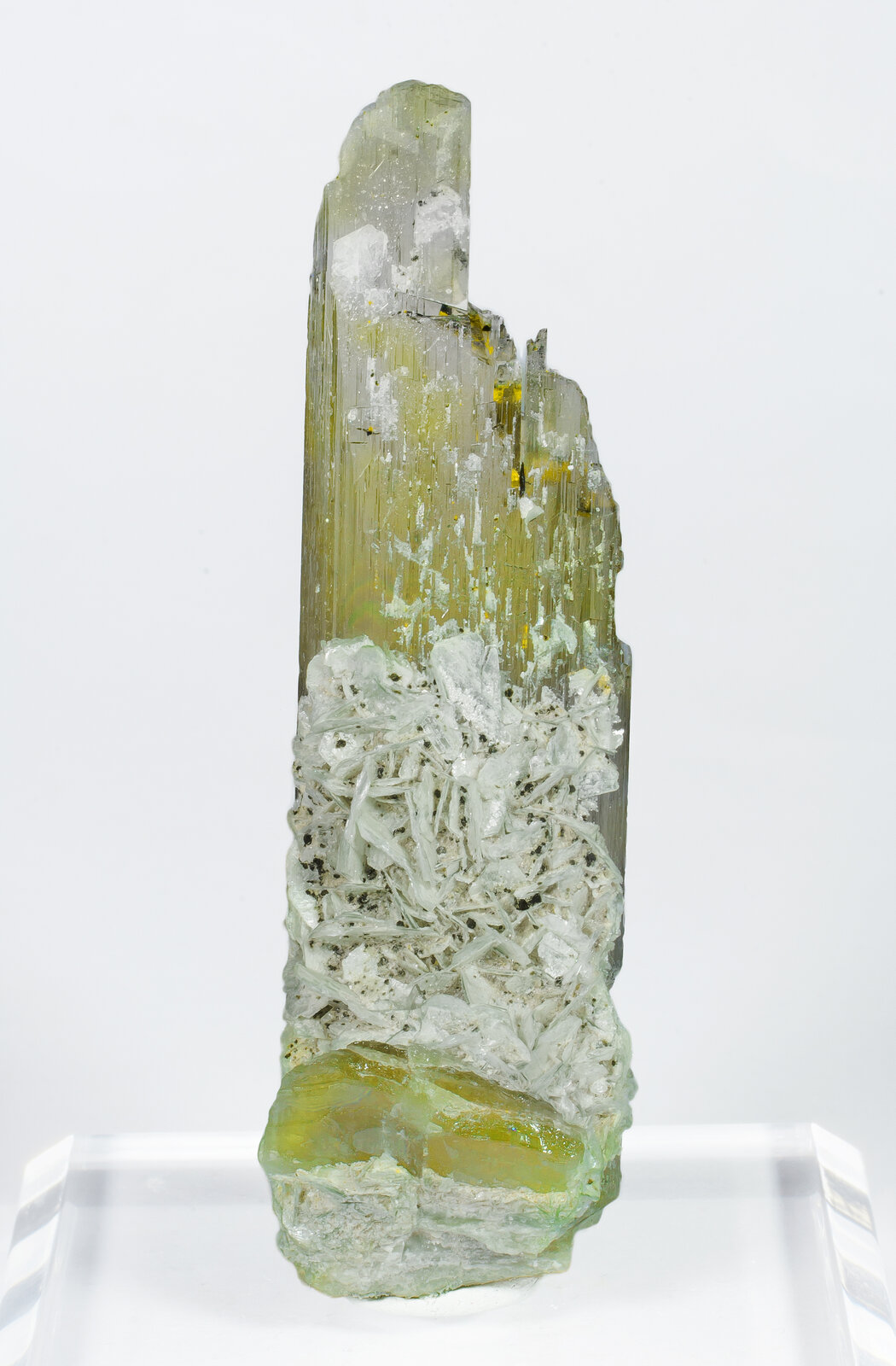 Diaspore with Margarite and Ilmenite - Ilbir Mountain, Pinarcik, Milâs ...