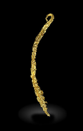 Gold (spinel twin). Rear / Photo: Joaquim Calln