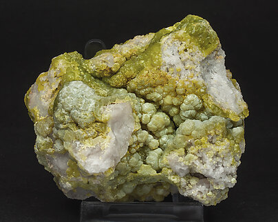 Pyromorphite (variety As-bearing pyromorphite). 