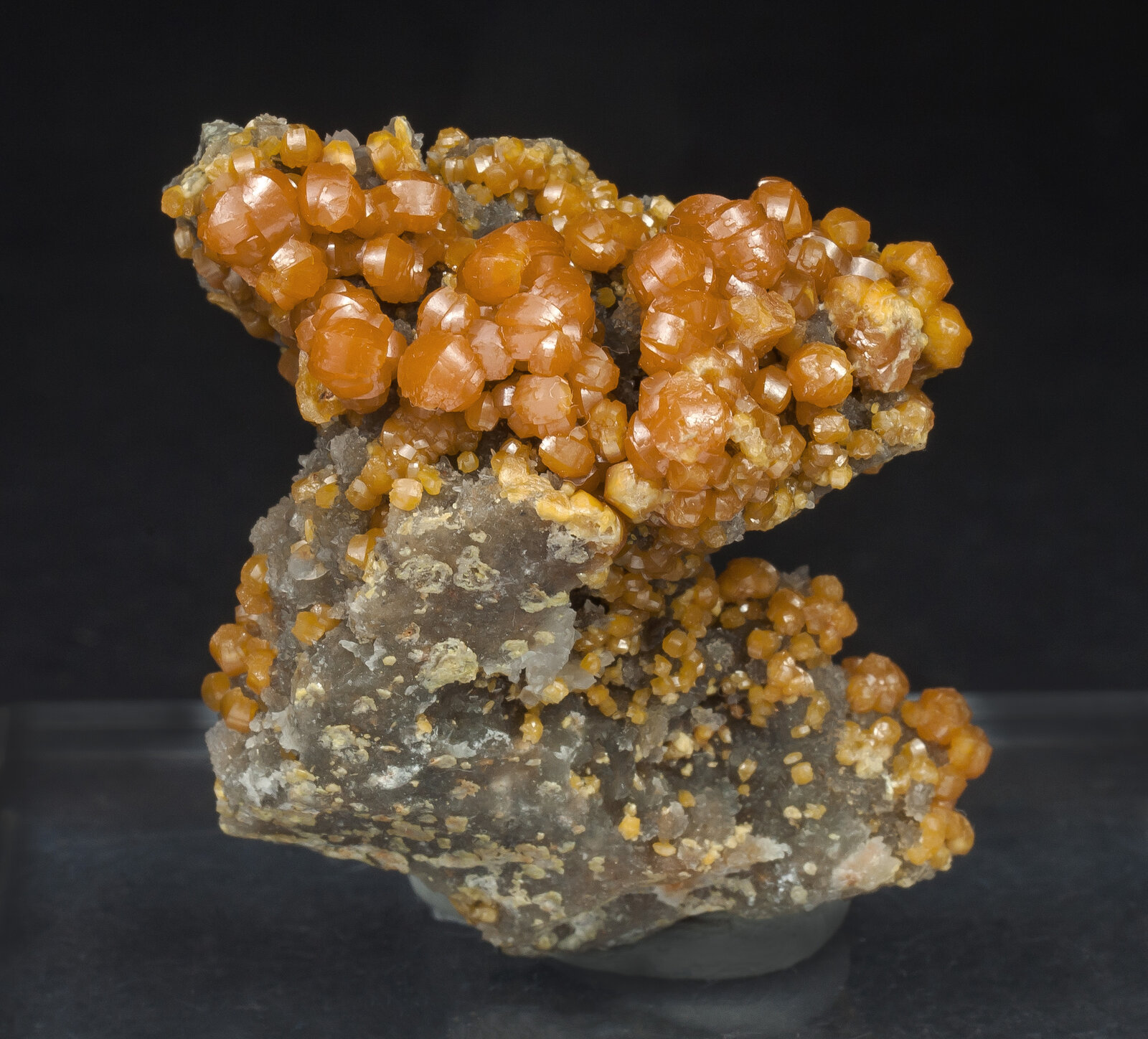 specimens/s_imagesAO4/Pyromorphite-TFL97AO4f.jpg