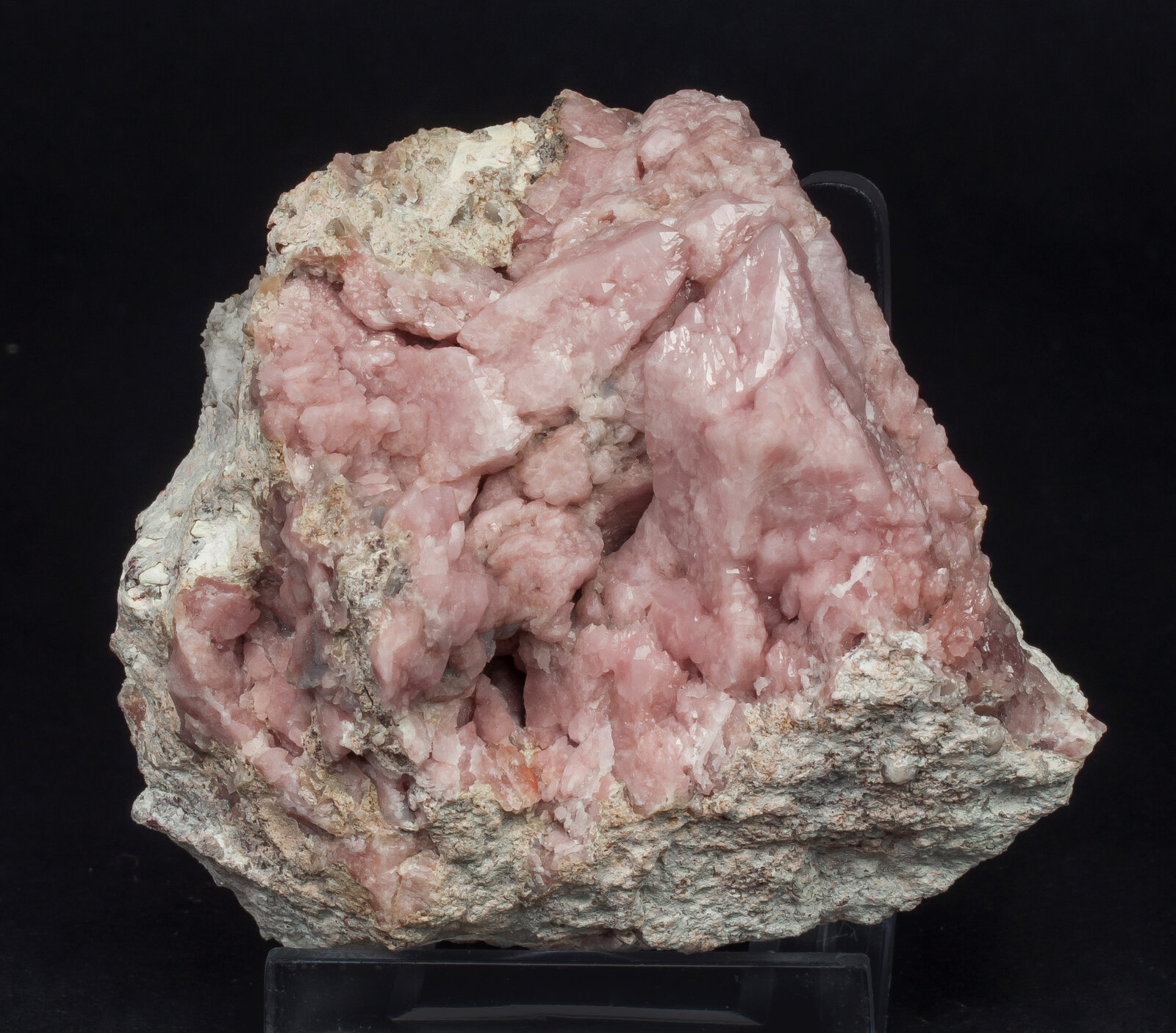 specimens/s_imagesAO4/Quartz_rose-TBM26AO4f.jpg