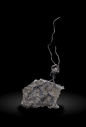 Silver with Calcite. Front / Photo: Joaquim Calln