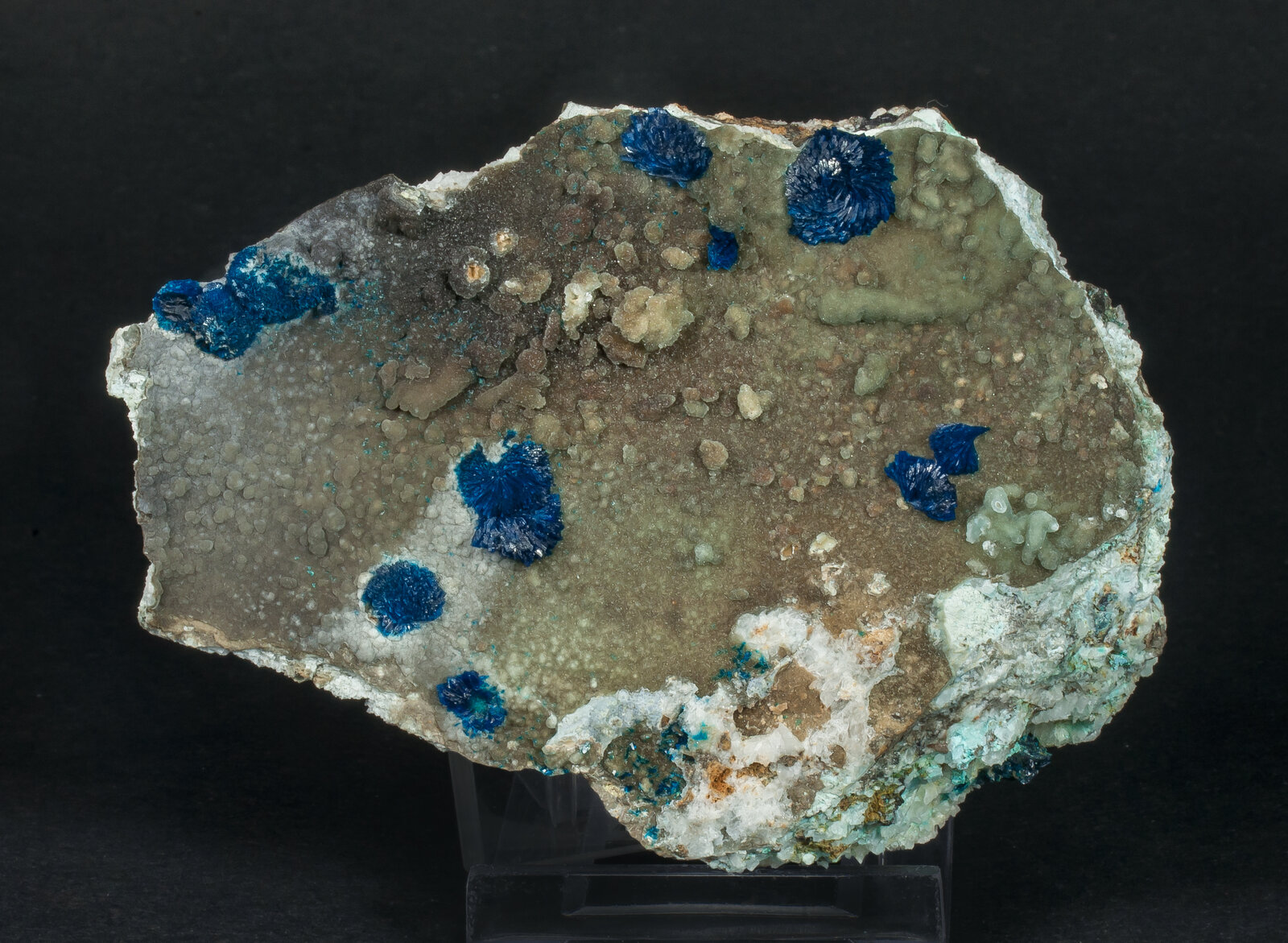 specimens/s_imagesAO4/Veszelyite-TBR66AO4s.jpg