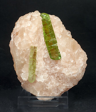 Fluorapatite with Calcite.