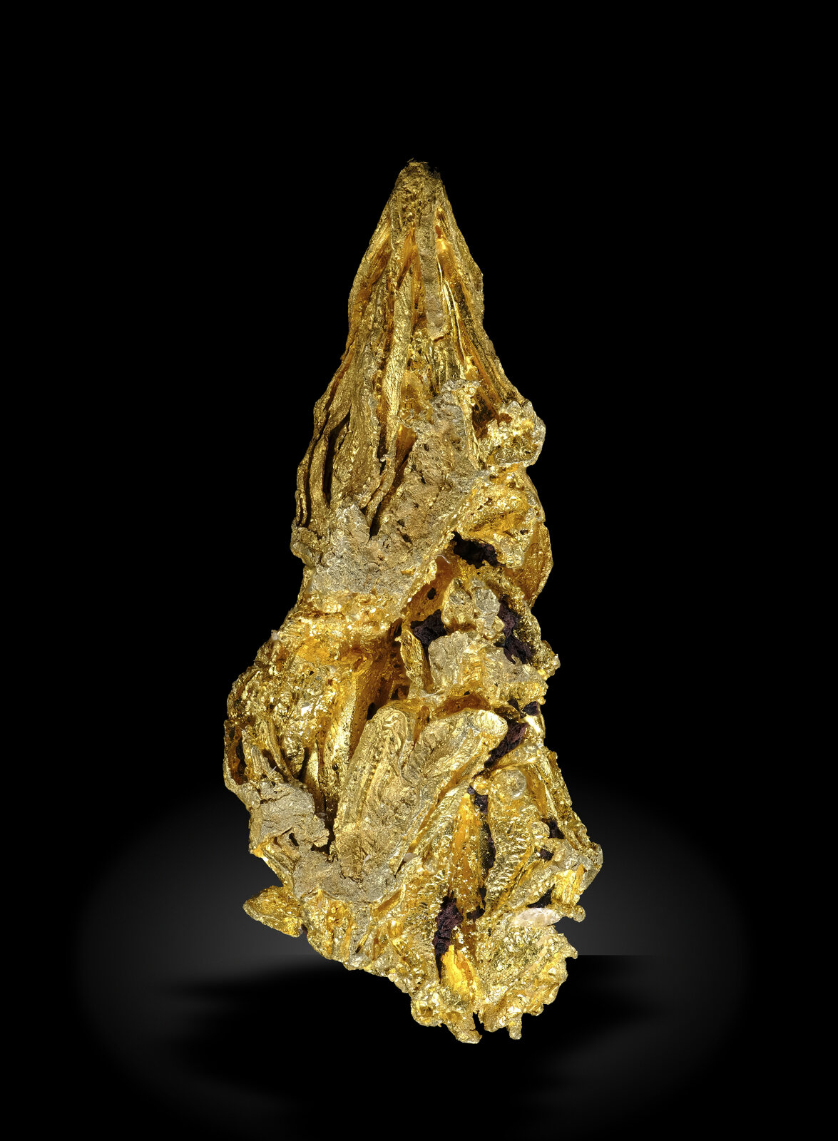 specimens/s_imagesAO5/Gold-MZY45AO5-0703f.jpg