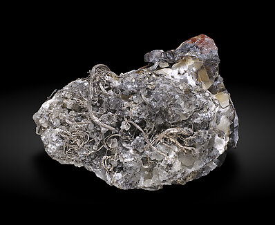 Silver with Calcite. Front / Photo: Joaquim Calln