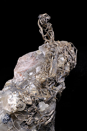 Silver with Calcite. Detail / Photo: Joaquim Calln