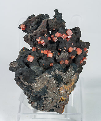 Vanadinite on manganese oxides.
