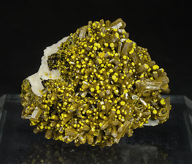 Pyromorphite. Side