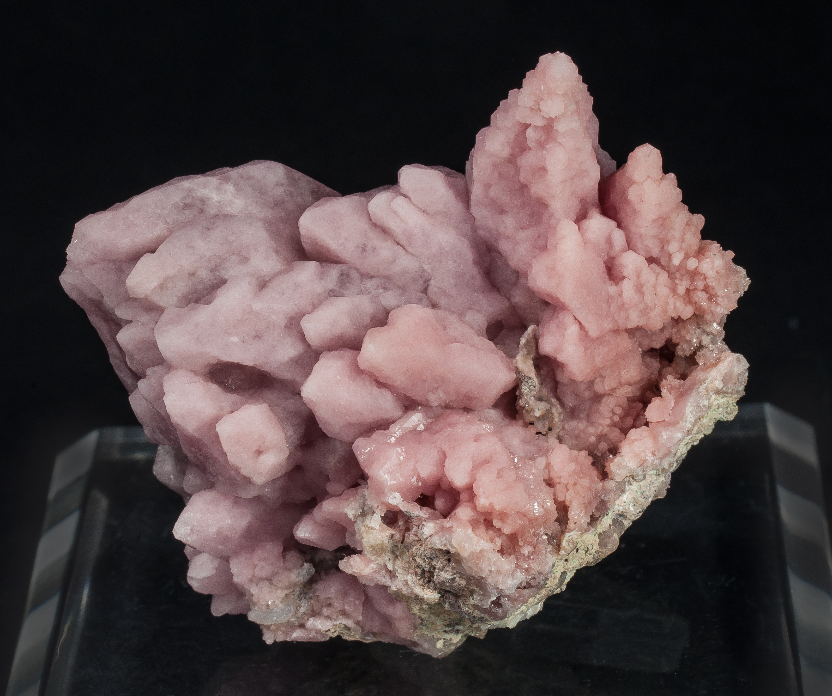 specimens/s_imagesAO6/Quartz_rose-TFR48AO6s2.jpg