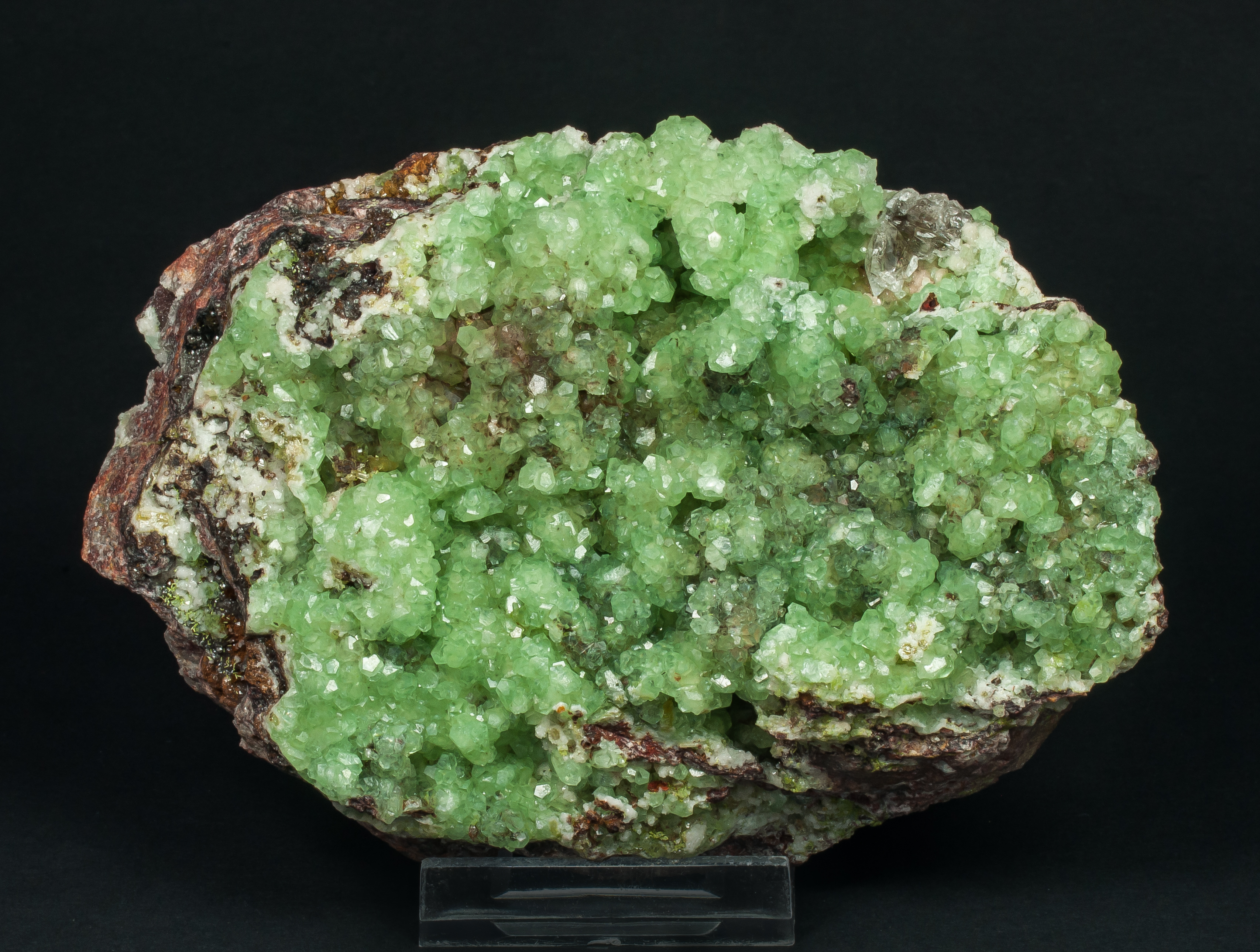 specimens/s_imagesAO6/Smithsonite-BXL93AO6f.jpg