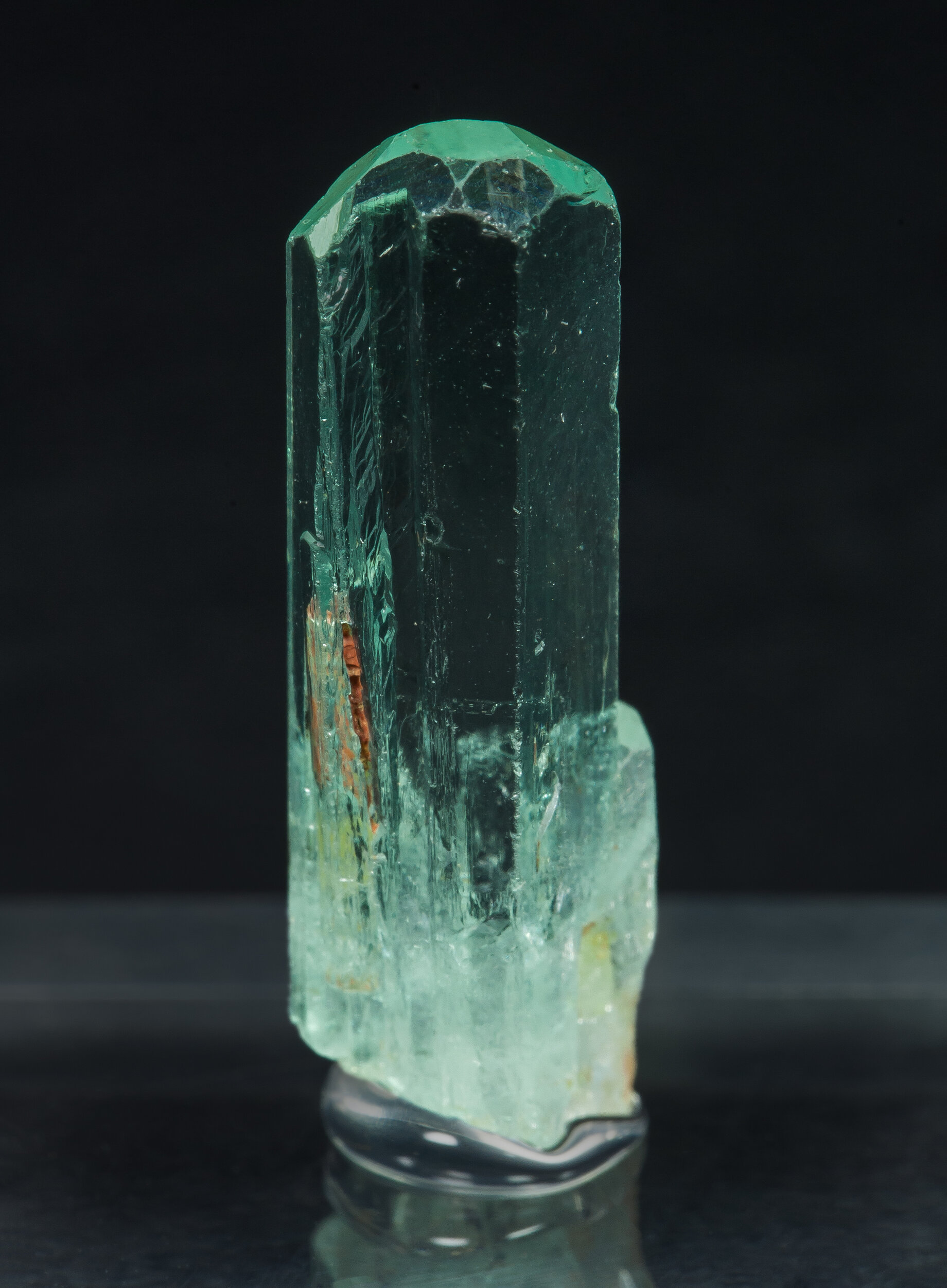 specimens/s_imagesAO7/Beryl_emerald-ELB51AO7r.jpg