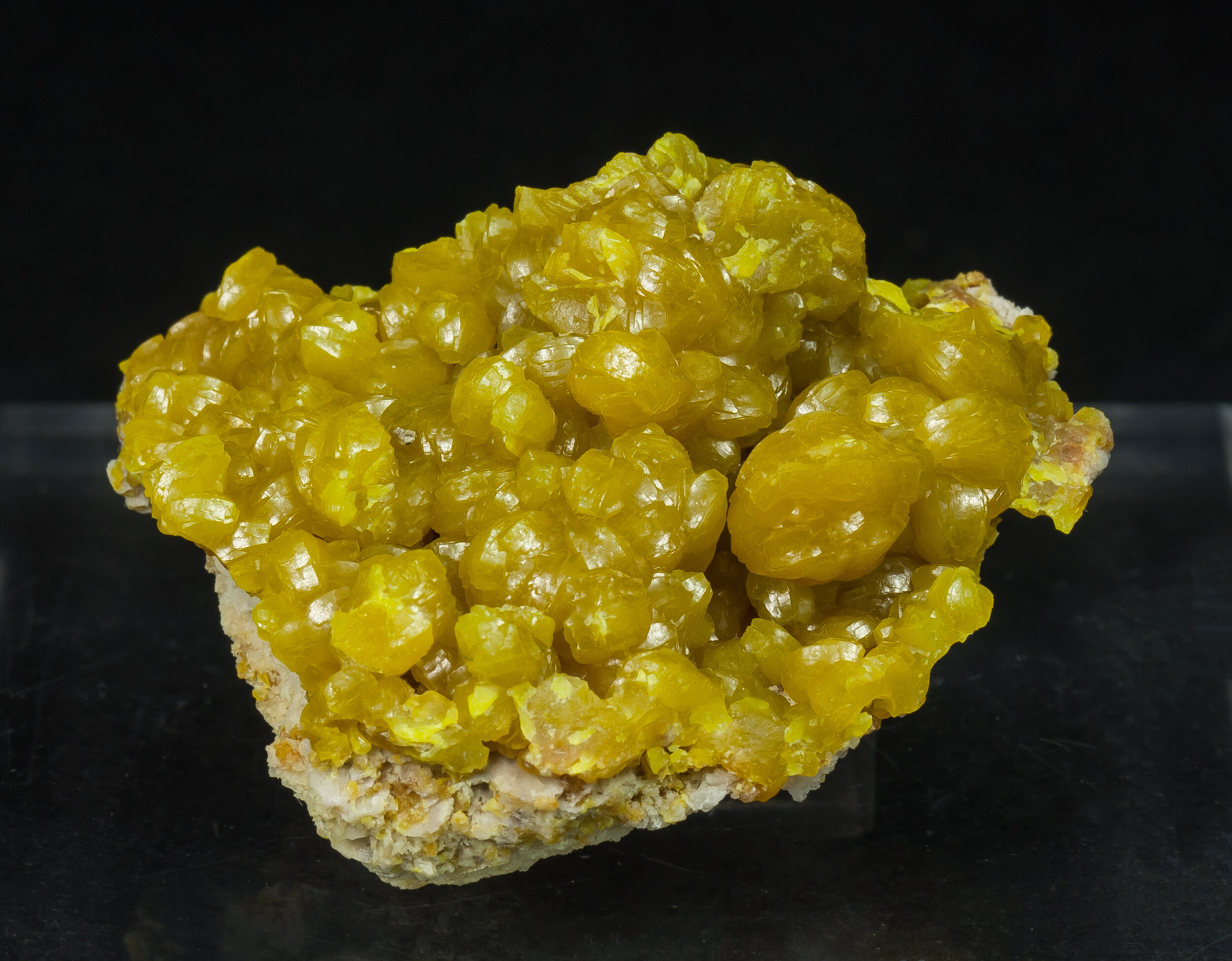 specimens/s_imagesAO7/Pyromorphite-EGX11AO7f.jpg