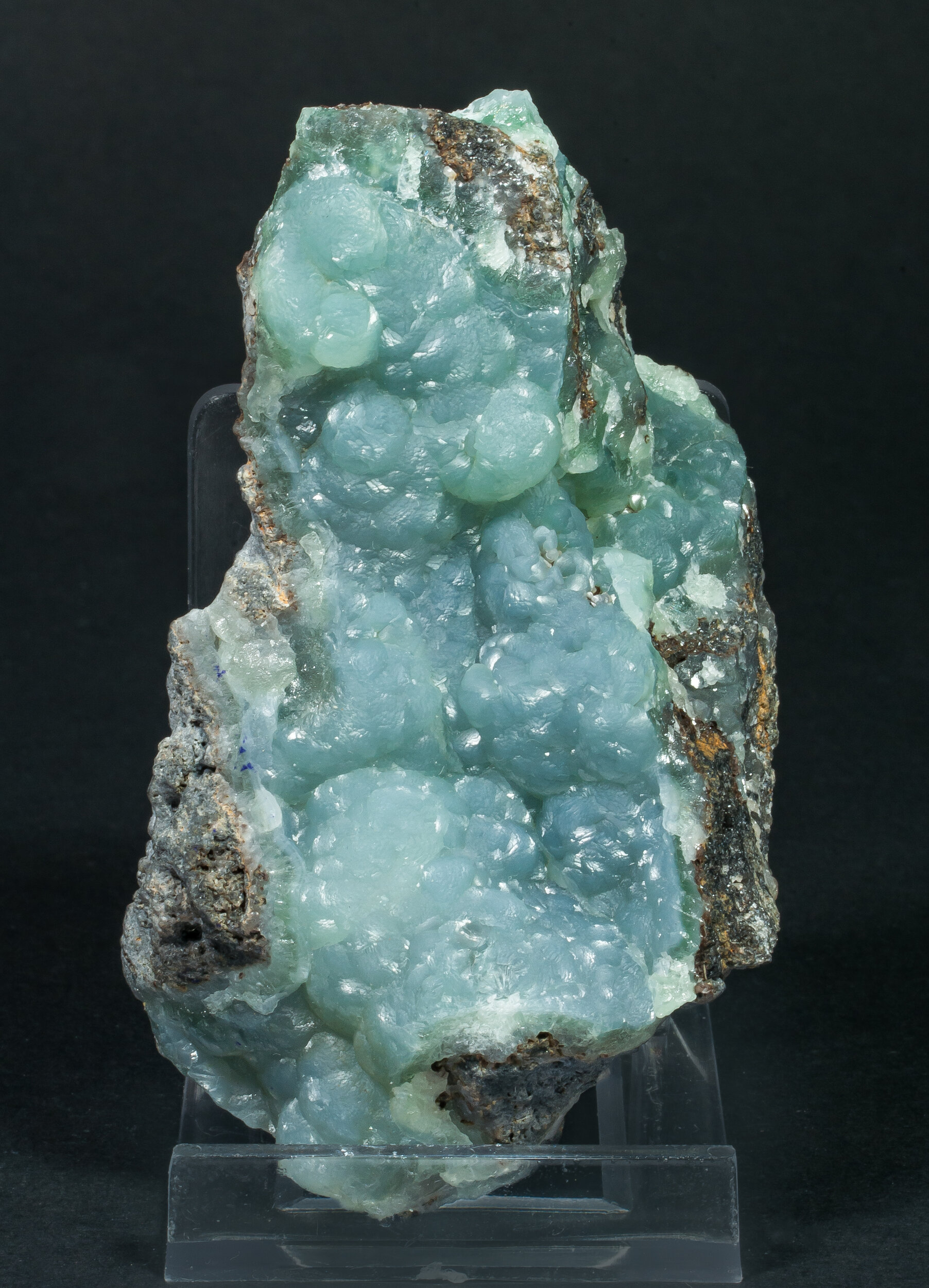 specimens/s_imagesAO7/Smithsonite-TRM96AO7s.jpg