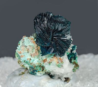 Veszelyite.