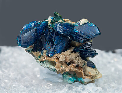 Veszelyite.