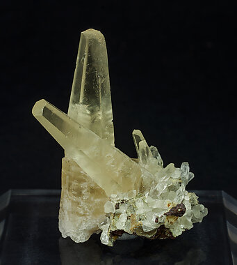 Calcite. Front